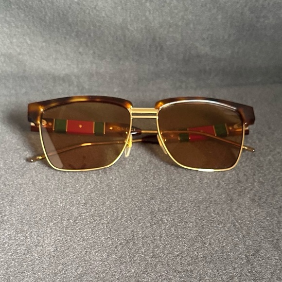 Gucci Brown/Red/Green Tortoiseshell Sunglasses - Picture 1 of 16